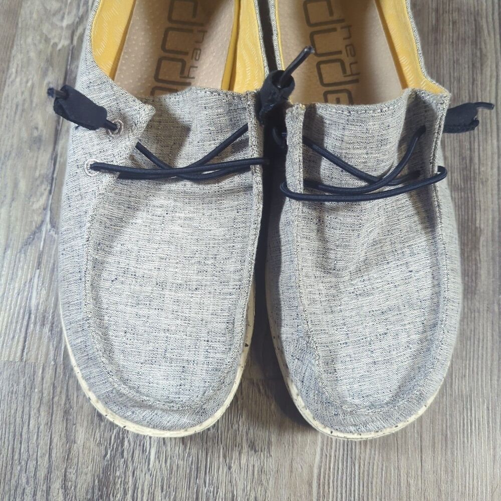 Hey Dude Shoes Womens Size 7 Wendy Chambray White Blue Slip On Loafers Flats - Picture 4 of 13